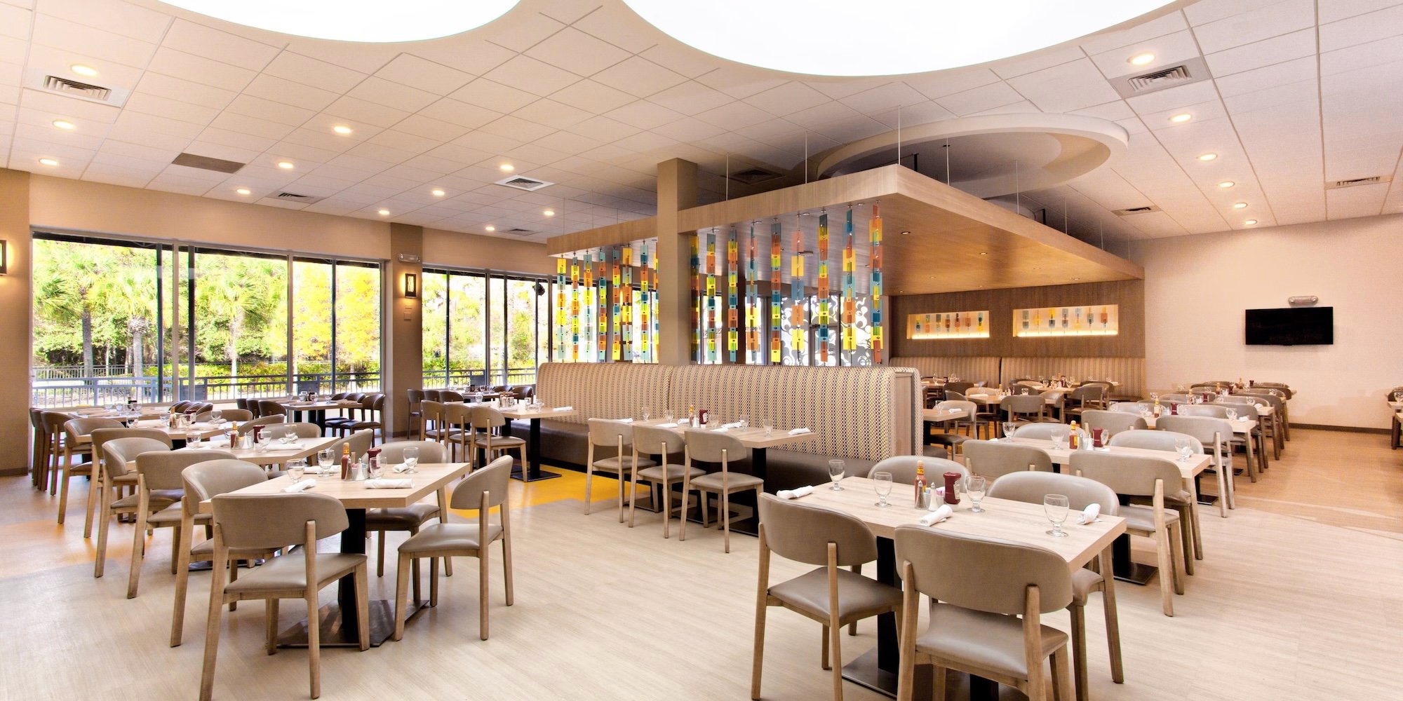 Lakeside Cafe