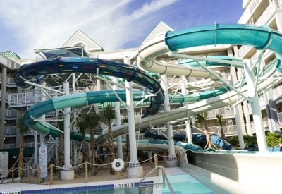 Surf and Splash Water Park