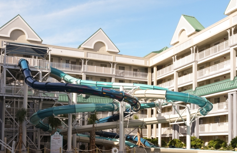 Surf and Splash Water Park